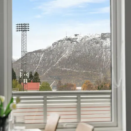 Arctic Homes - Aurora Overlook * Tromsø